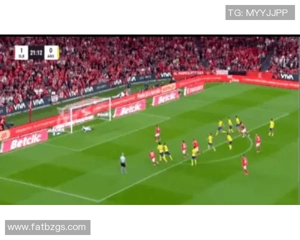 中超热战本菲卡与曼联互交白卷帽子戏法引发转会热议