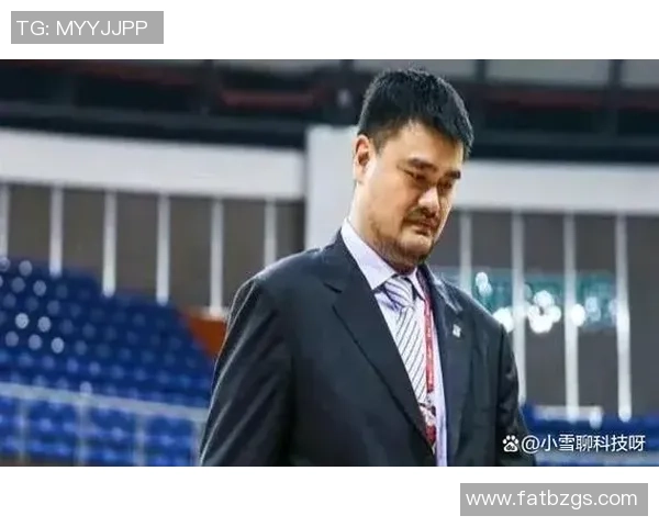 姚明重返故地与恩师重聚感怀篮球岁月的温情瞬间