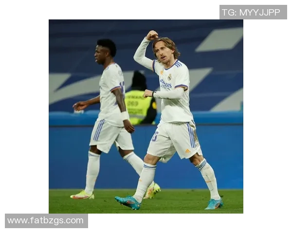 西甲惊现冷门巴黎圣日耳曼力克利物浦全场沸腾的十大精彩进球回顾