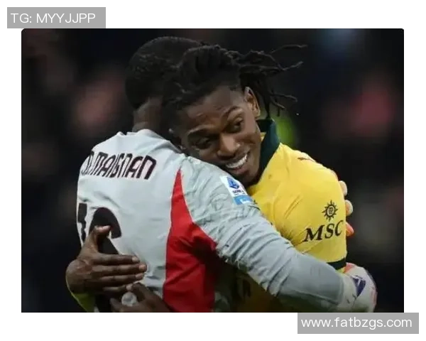 足总杯波尔图与AC米兰战平争议判罚引发全场热议与球迷不满 足总杯波尔图与AC米兰战平争议判罚引发全场热议与球迷不满